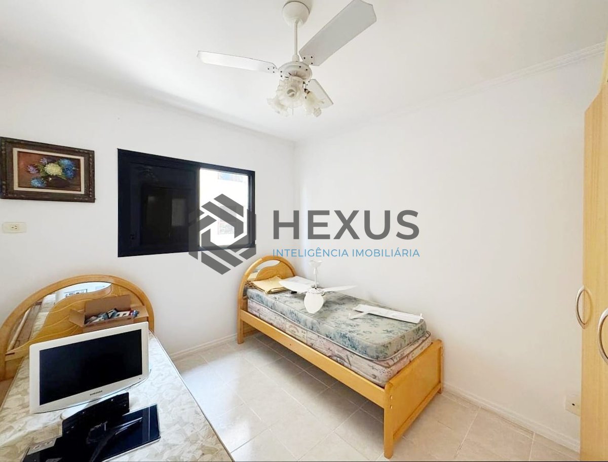 Foto 20 de Apartamento com varanda e vista livre a venda na quadra da praia das Asturias, Guaruja