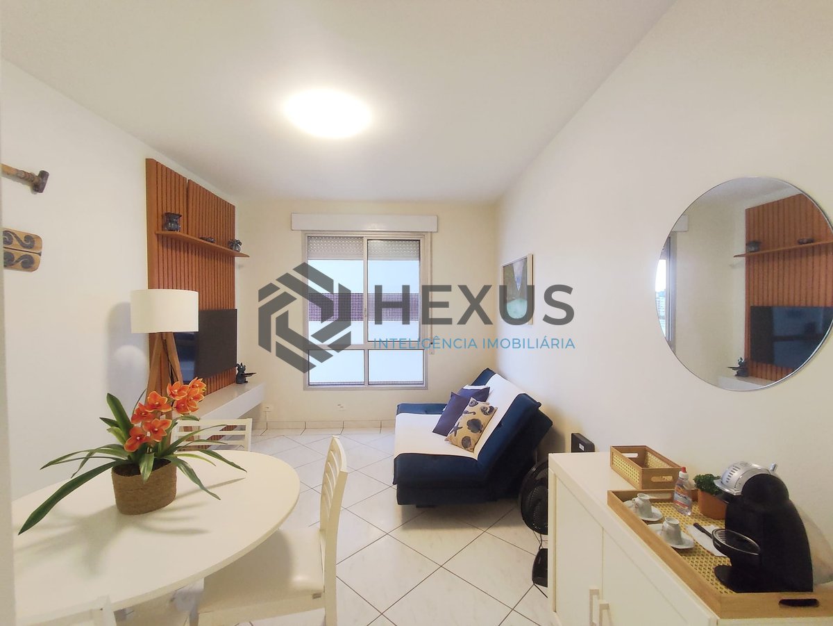Foto 2 de Apartamento reformado na beira mar da Praia das Asturias, Guaruja