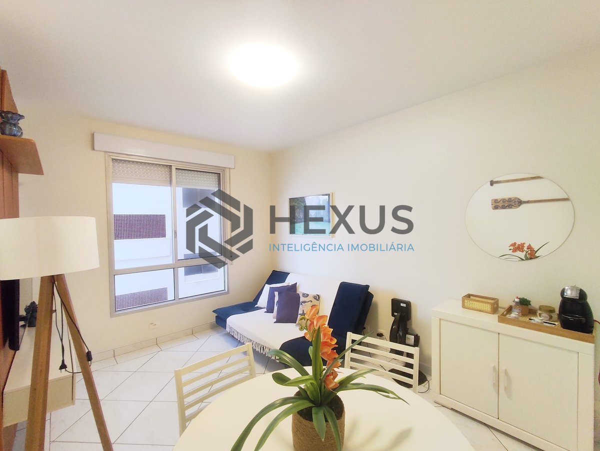 Foto 4 de Apartamento reformado na beira mar da Praia das Asturias, Guaruja