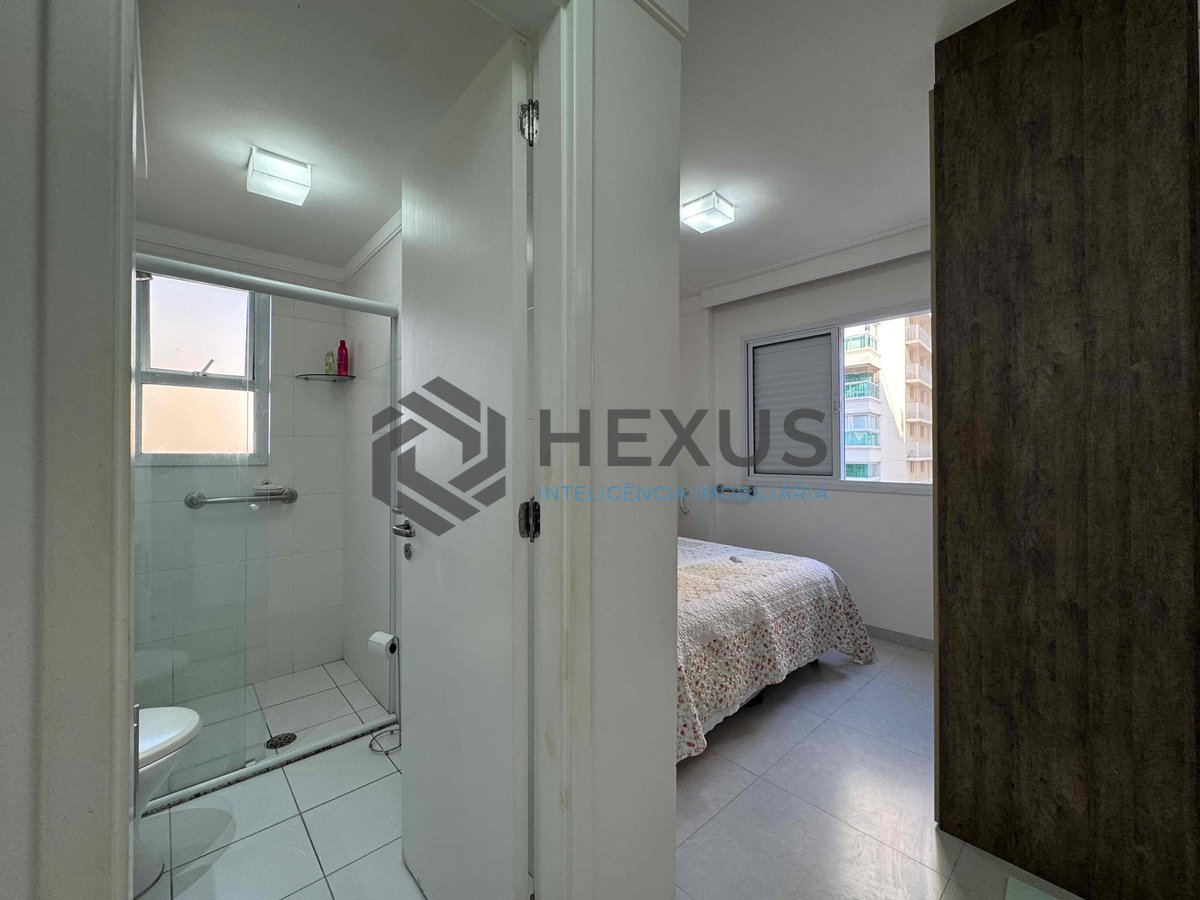 Foto 16 de Apartamento com varanda gourmet vista mar e lazer na Praia das Pitangueiras, Guaruja
