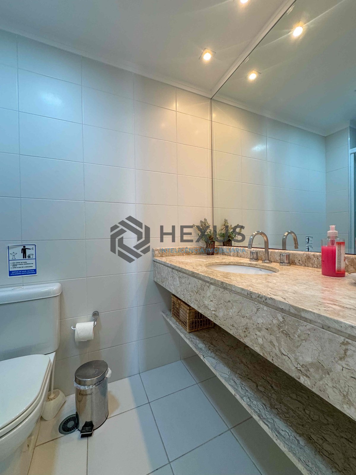 Foto 16 de Apartamento frente mar com varanda gourmet vista mar e lazer na Praia das Asturias, Guaruja