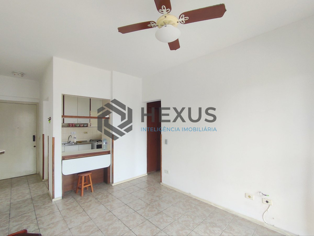 Foto 4 de Apartamento com varanda, lazer, piscina e churrasqueira na Praia das Asturias, Guaruja