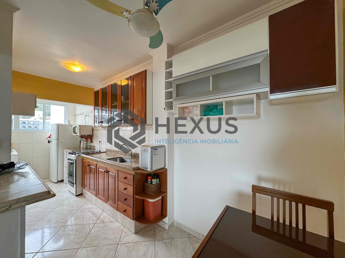 Foto 18 de Apartamento com varanda, vista mar e lazer a uma quadra da Praia das Pitangueiras, Guaruja