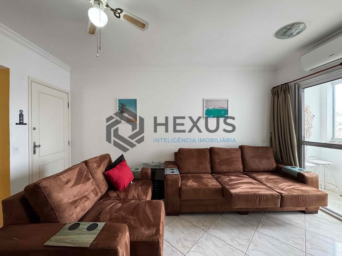 Foto 3 de Apartamento com varanda, vista mar e lazer a uma quadra da Praia das Pitangueiras, Guaruja