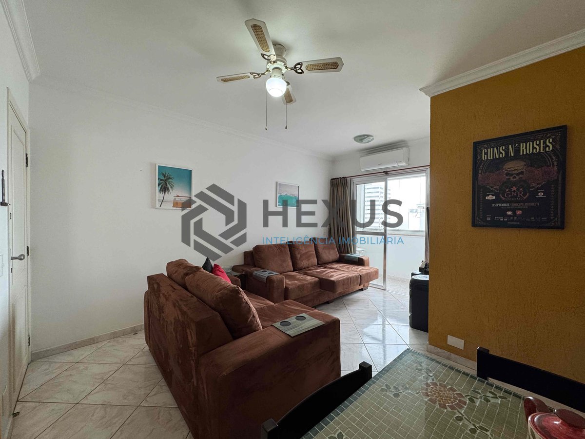 Foto 7 de Apartamento com varanda, vista mar e lazer a uma quadra da Praia das Pitangueiras, Guaruja