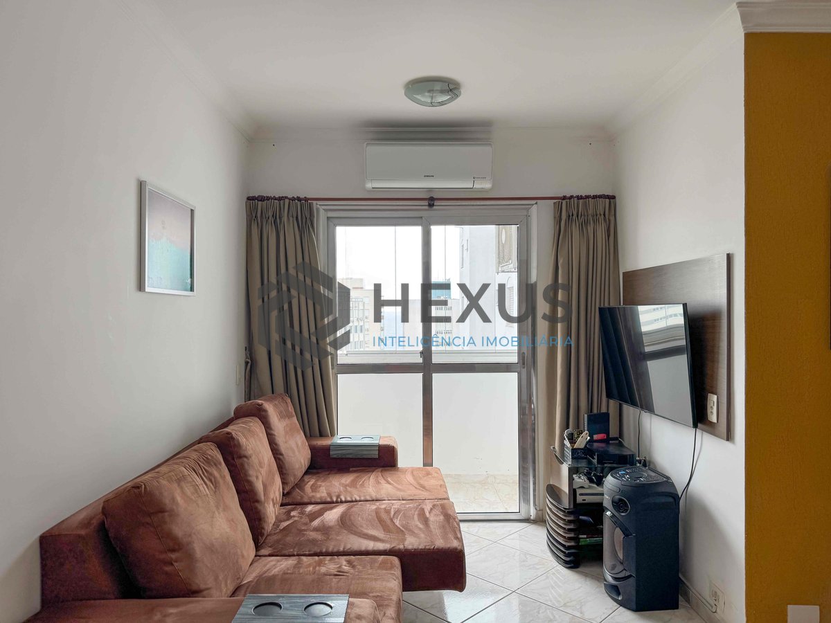 Foto 8 de Apartamento com varanda, vista mar e lazer a uma quadra da Praia das Pitangueiras, Guaruja