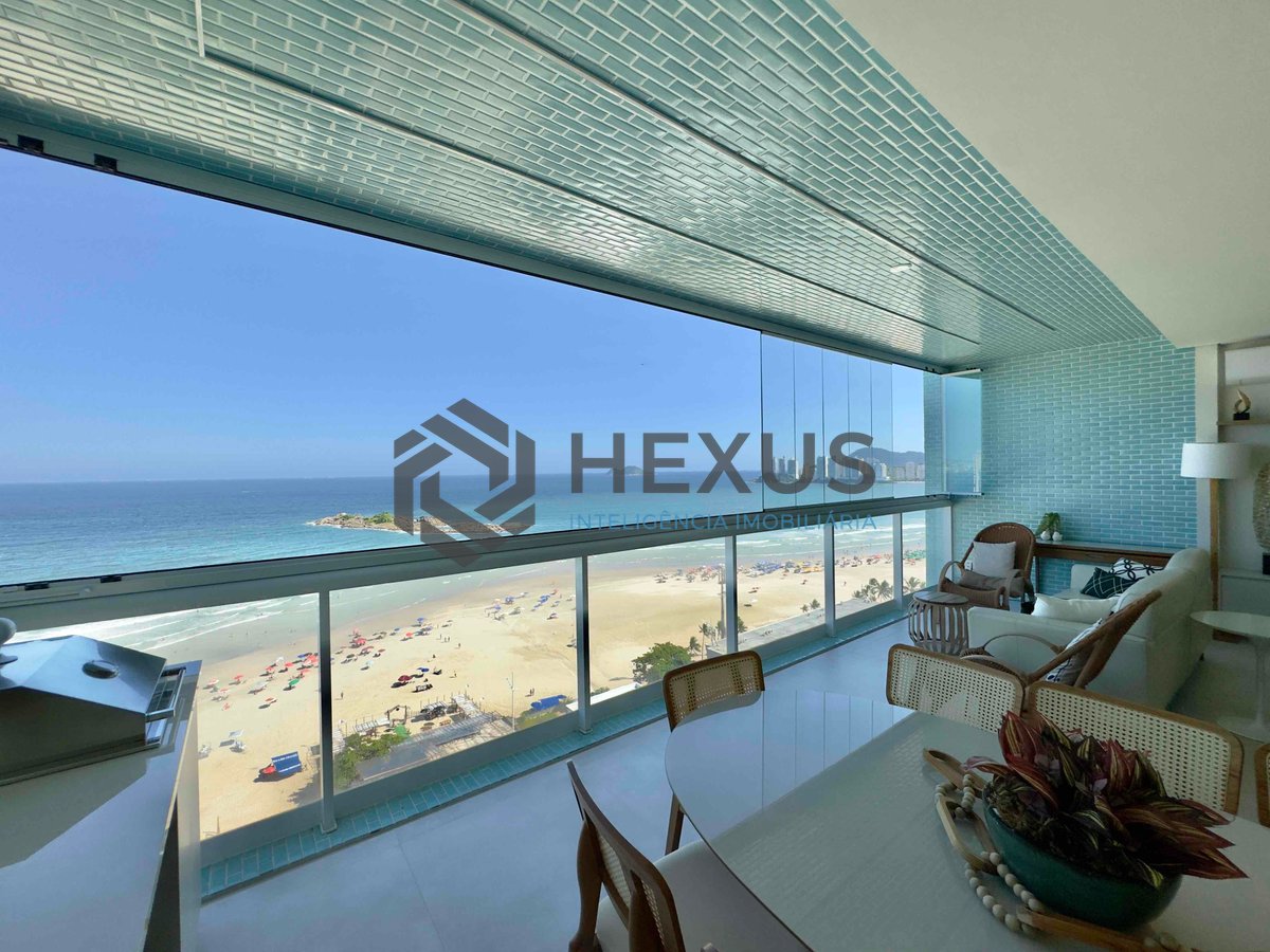 Foto 17 de Apartamento frente mar reformado com varanda e vista mar na Praia das Pitangueiras, Guaruja