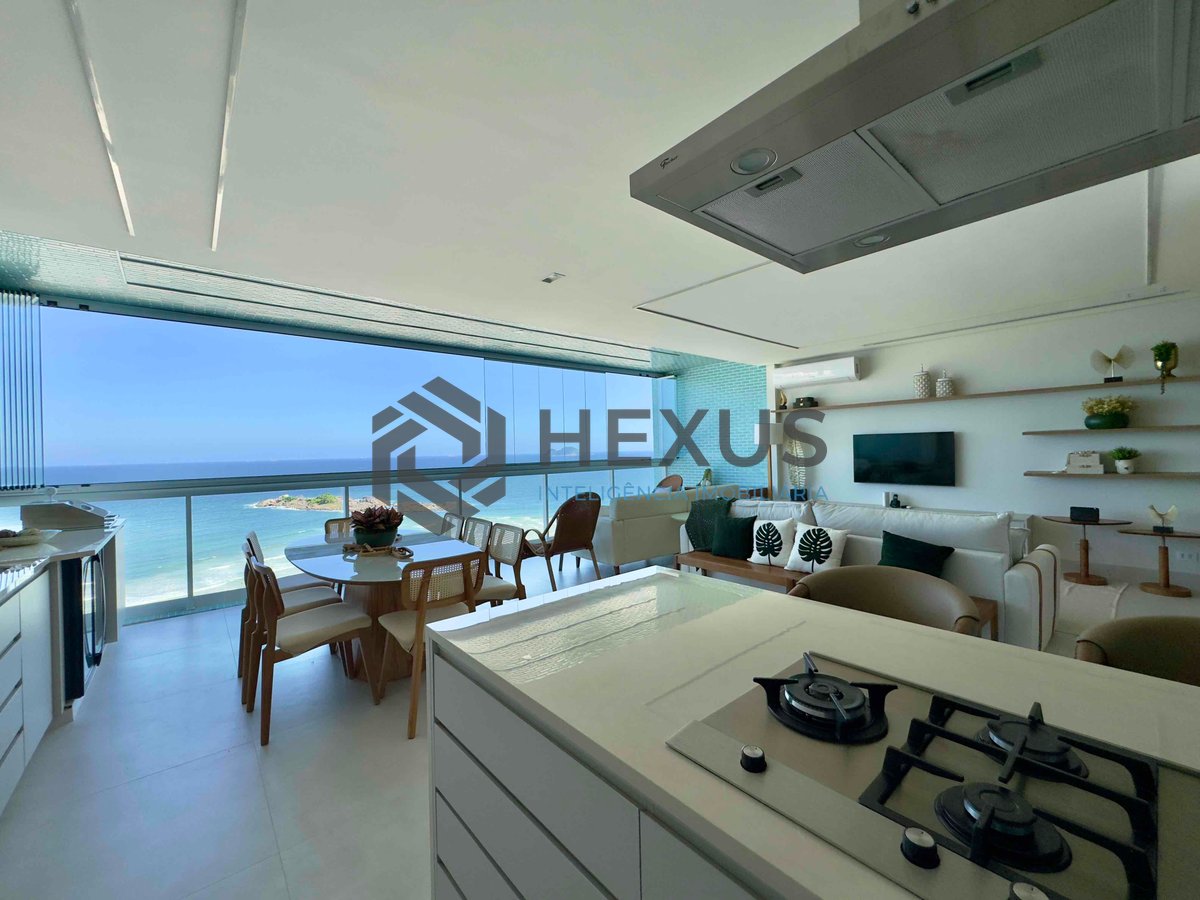 Foto 6 de Apartamento frente mar reformado com varanda e vista mar na Praia das Pitangueiras, Guaruja