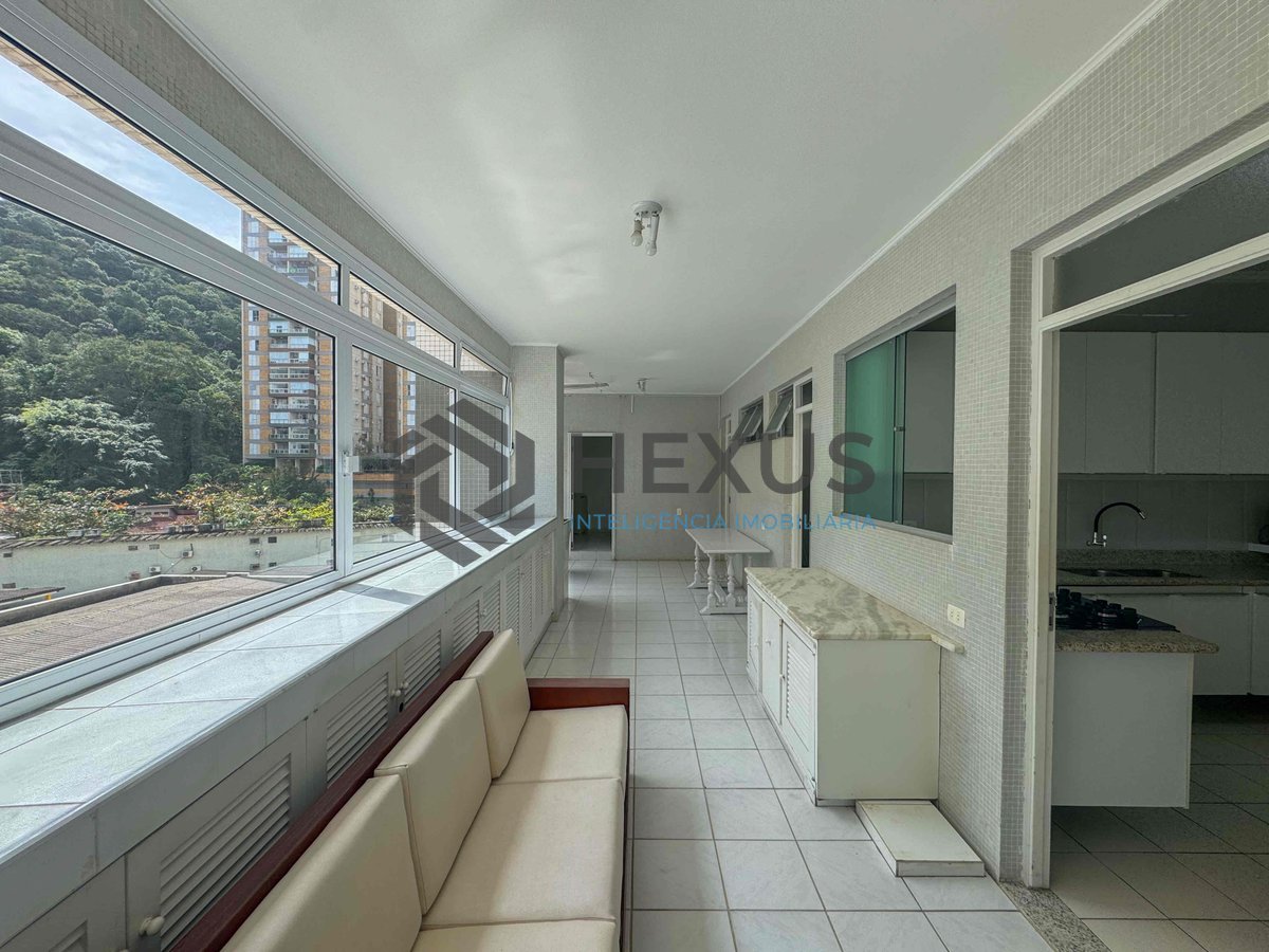 Foto 33 de Apartamento reformado frente mar com varanda vista mar e lazer na Praia das Pitangueiras, Guaruja