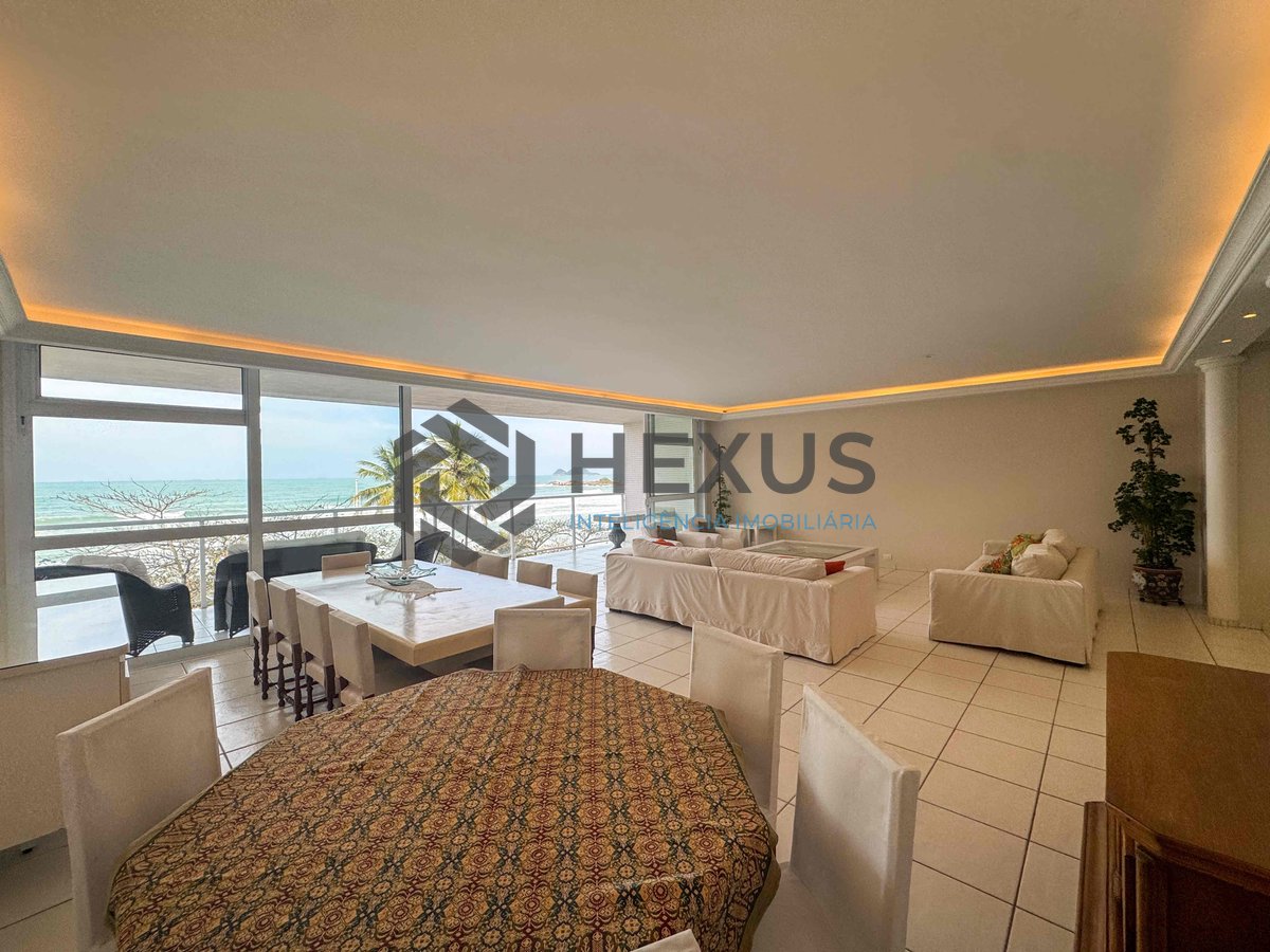 Foto 39 de Apartamento reformado frente mar com varanda vista mar e lazer na Praia das Pitangueiras, Guaruja