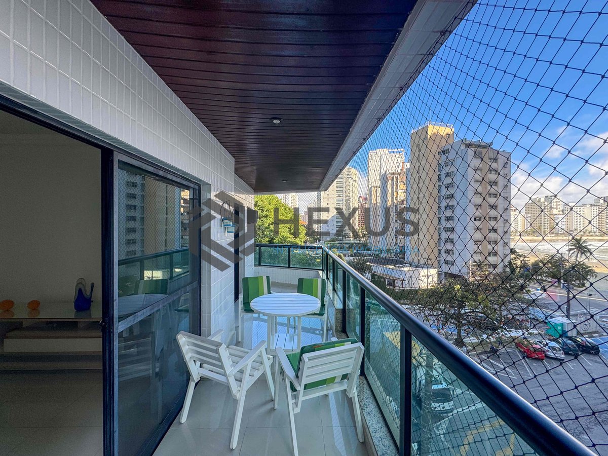 Foto 4 de Apartamento com varanda e vista para o mar na Praia das Astúrias, Hexus