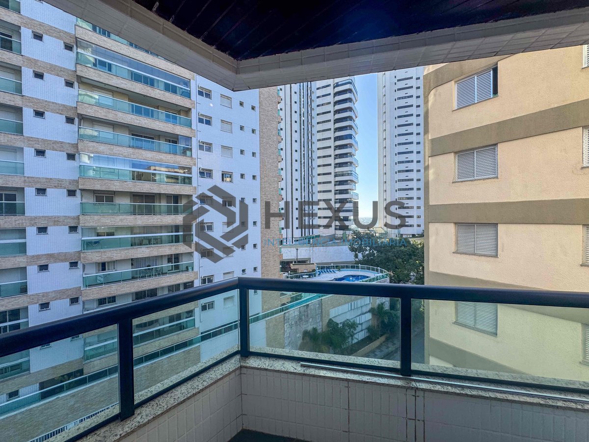 Foto 18 de Apartamento com varanda vista mar na beira mar da Praia das Asturias, Guaruja
