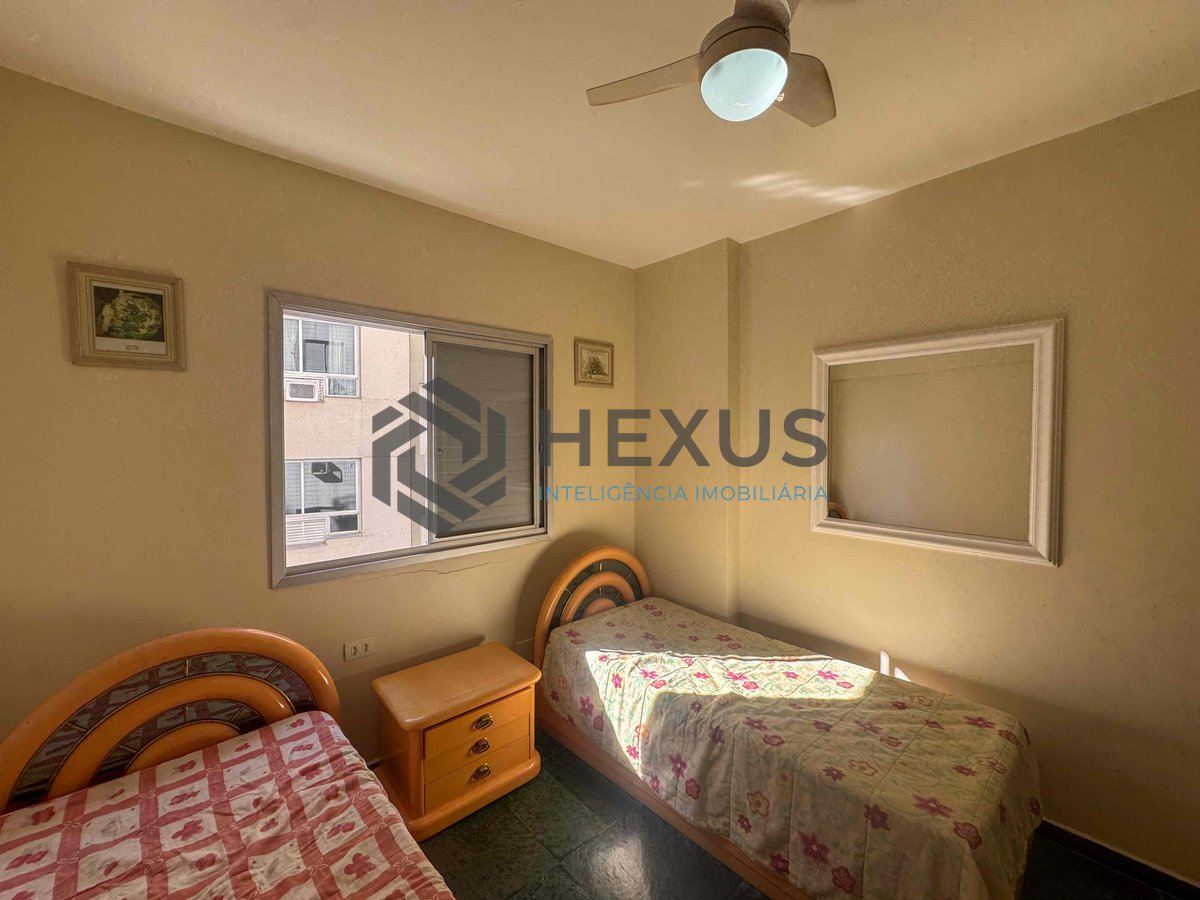 Foto 20 de Apartamento com varanda vista mar na beira mar da Praia das Asturias, Guaruja