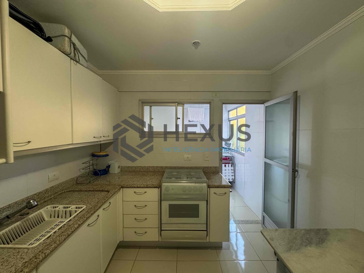 Foto 25 de Apartamento com varanda vista mar na beira mar da Praia das Asturias, Guaruja