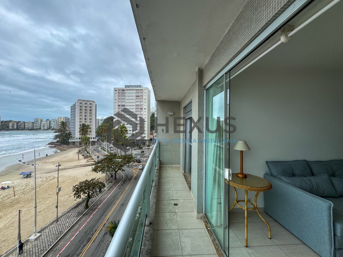 Foto 12 de Apartamento frente mar com varanda na Praia das Pitangueiras, Guaruja
