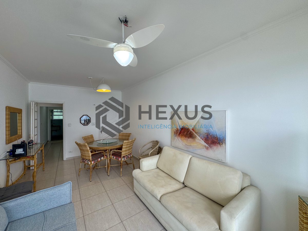 Foto 5 de Apartamento frente mar com varanda na Praia das Pitangueiras, Guaruja