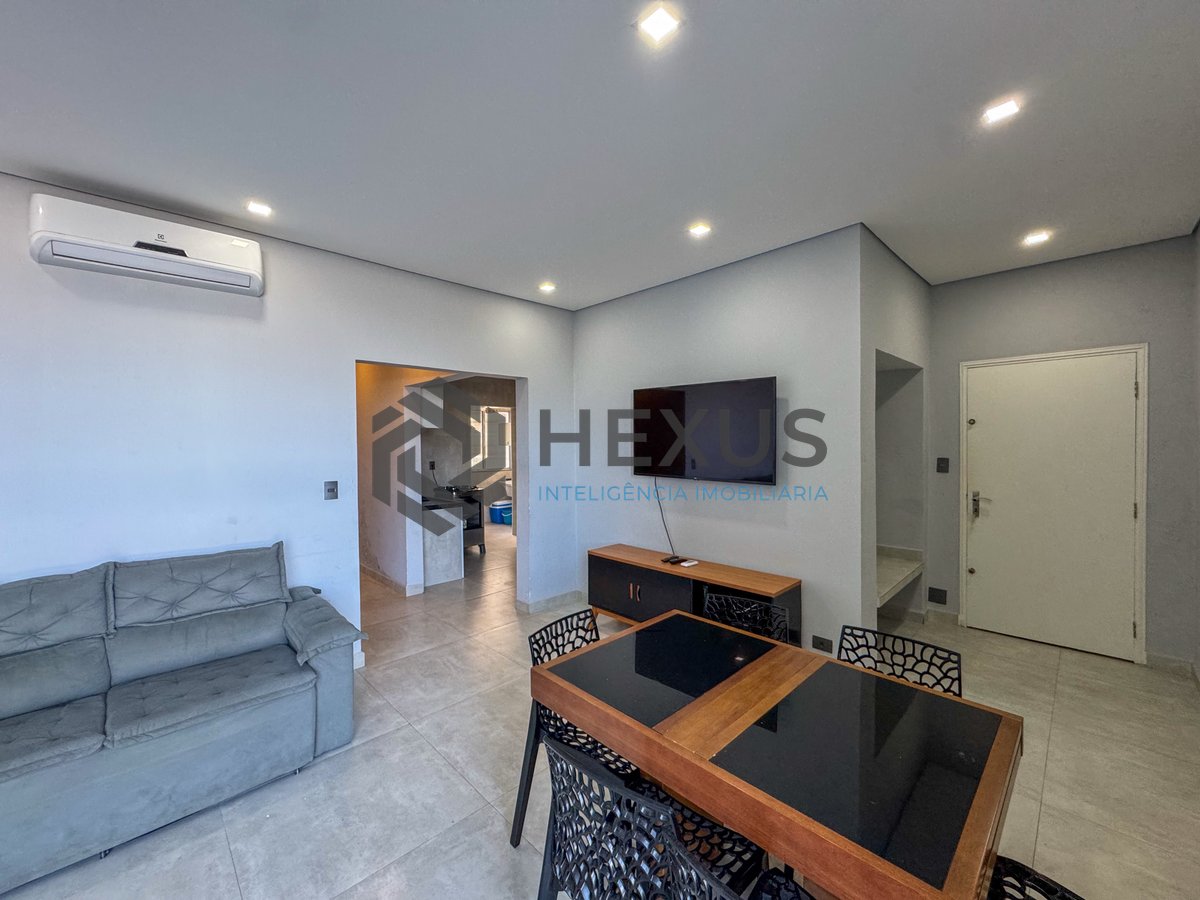 Foto 5 de Apartamento frente mar reformado com varanda da Praia das Pitangueiras, Guaruja