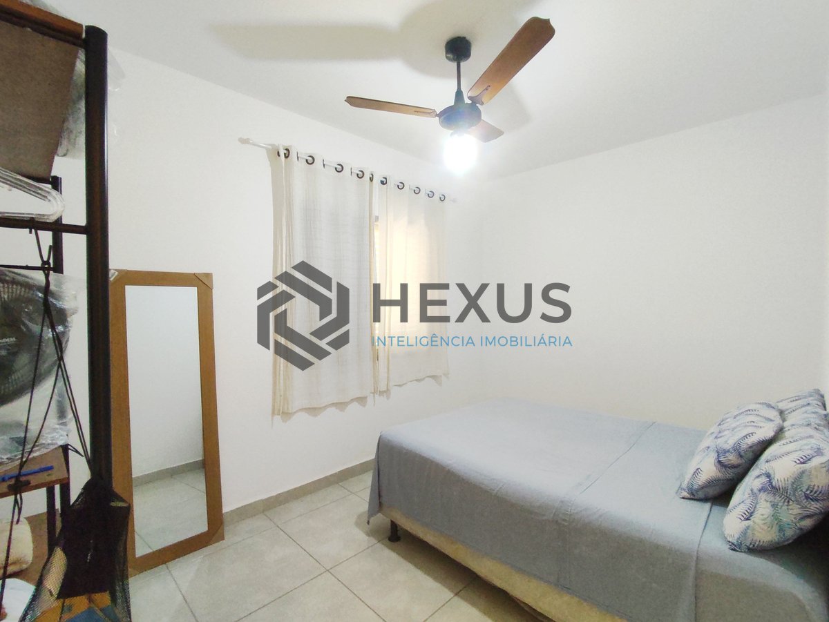 Foto 11 de Apartamento com varanda a uma quadra da Praia das Asturias, Guaruja