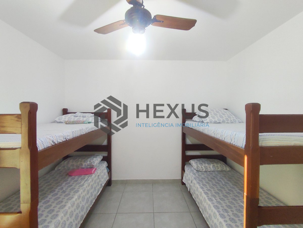 Foto 15 de Apartamento com varanda a uma quadra da Praia das Asturias, Guaruja