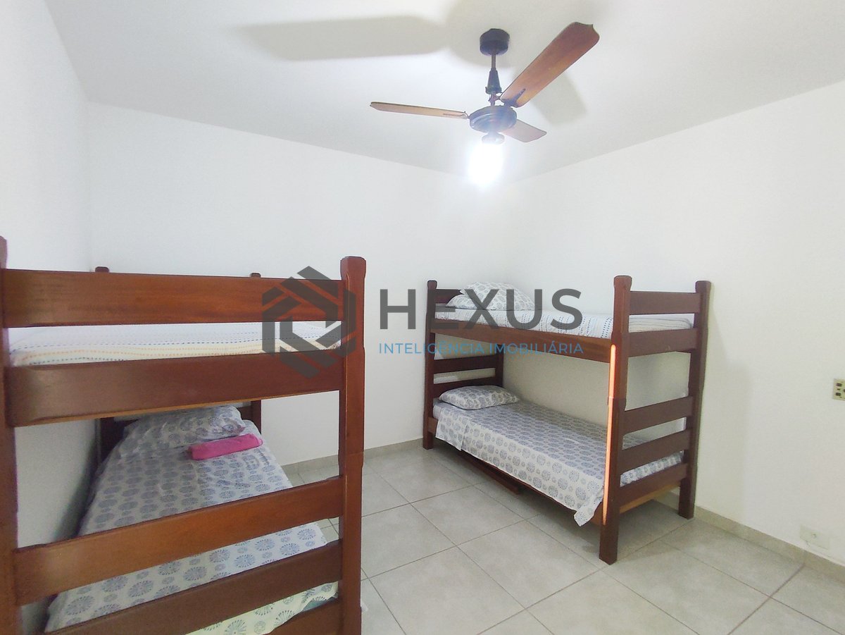 Foto 16 de Apartamento com varanda a uma quadra da Praia das Asturias, Guaruja