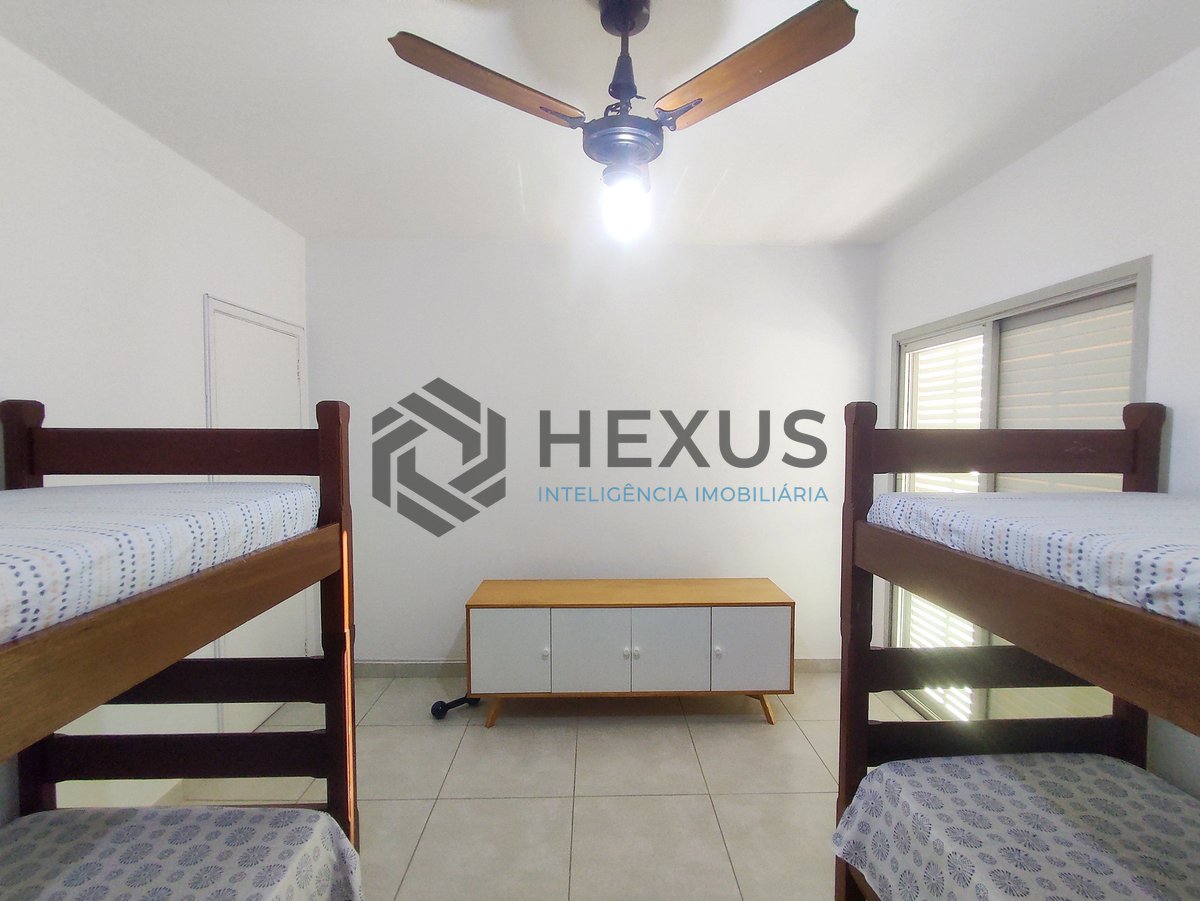 Foto 17 de Apartamento com varanda a uma quadra da Praia das Asturias, Guaruja