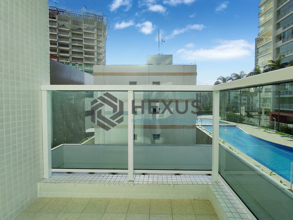 Foto 18 de Apartamento com varanda a uma quadra da Praia das Asturias, Guaruja
