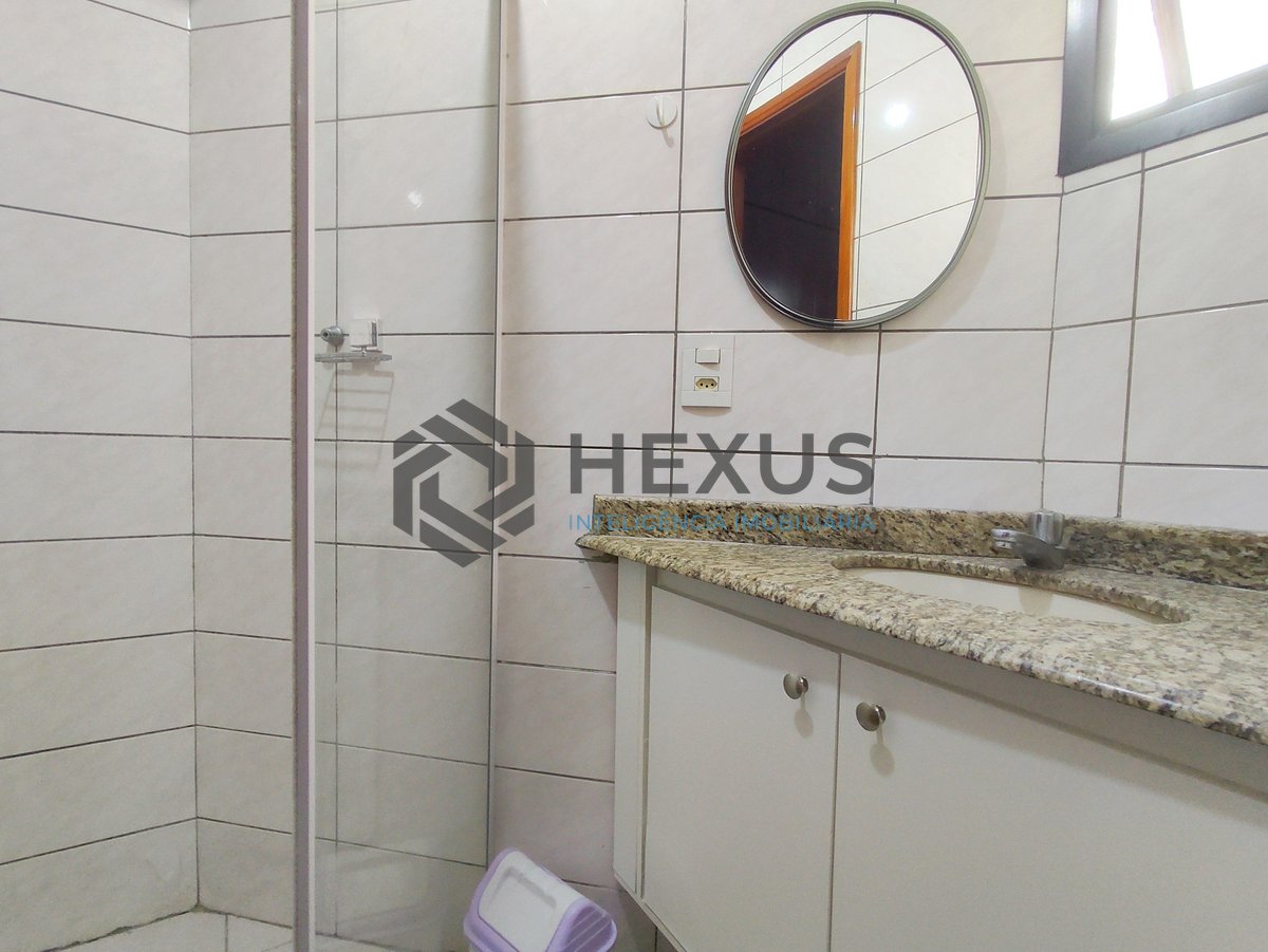 Foto 18 de Apartamento com varanda vista mar e lazer na Praia das Asturias, Guaruja