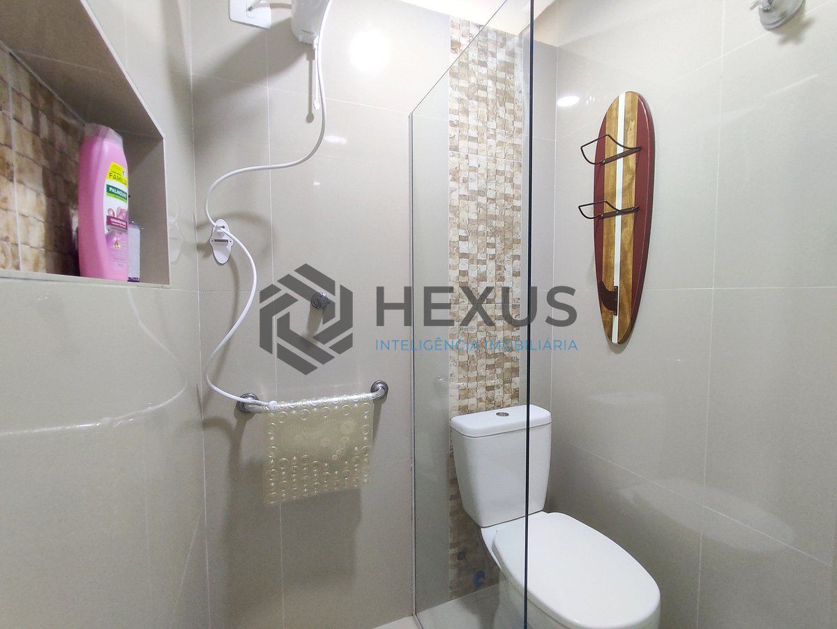 Foto 13 de Apartamento reformado e mobiliado na quadra mar da Praia das Asturias, Guaruja
