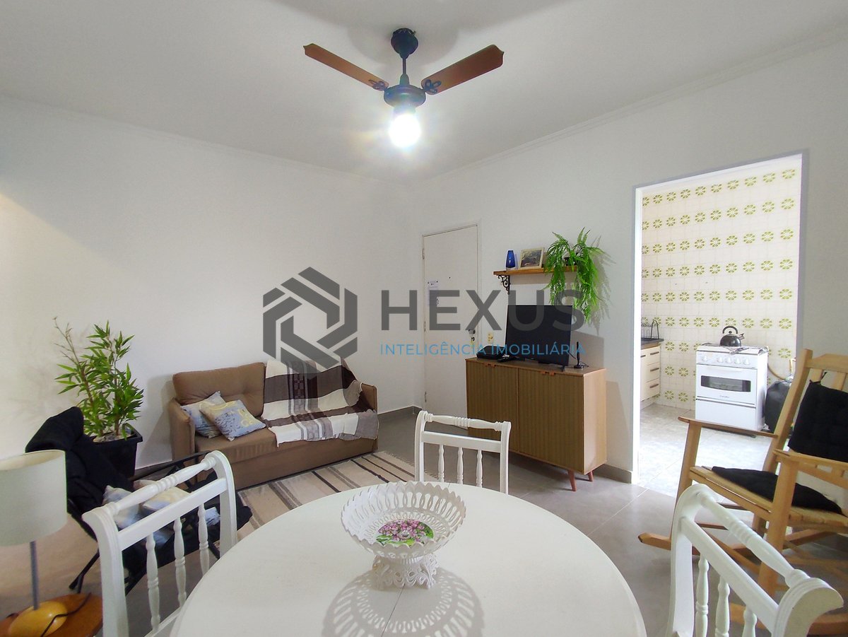 Foto 6 de Apartamento com varanda e lazer na praia da Enseada, Guaruja
