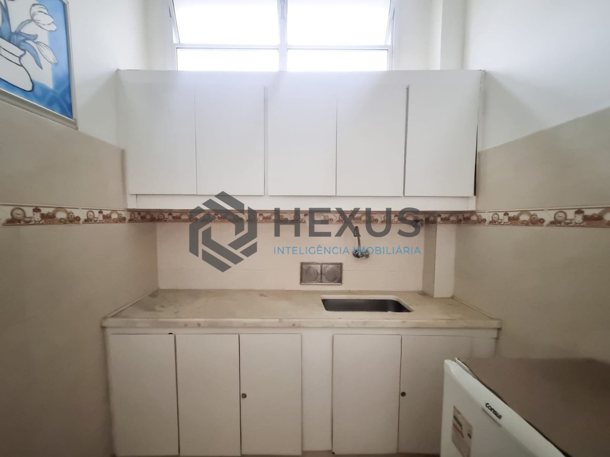 Foto 13 de Apartamento mobiliado a uma quadra da Praia das Pitangueiras, Guaruja