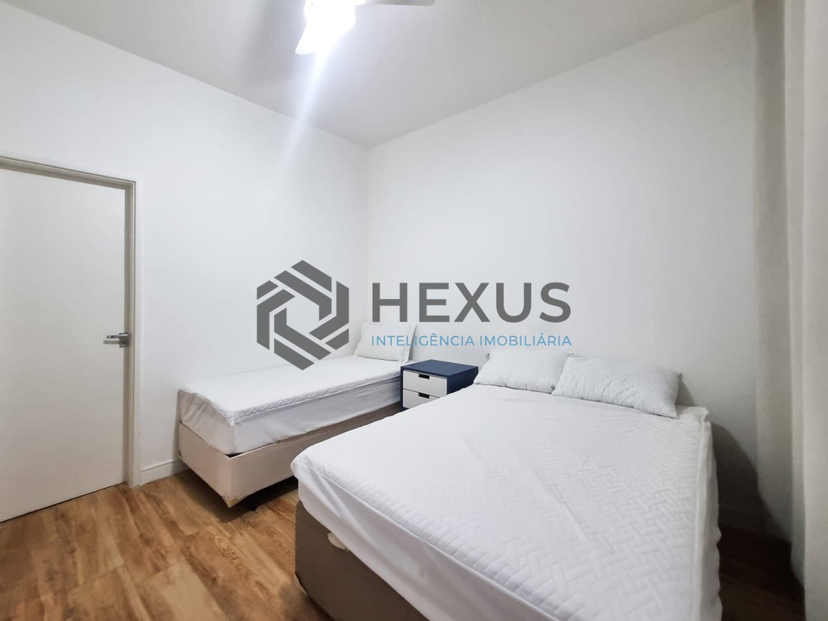 Foto 11 de Apartamento reformado e mobiliado a uma quadra da Praia das Pitangueiras, Guaruja