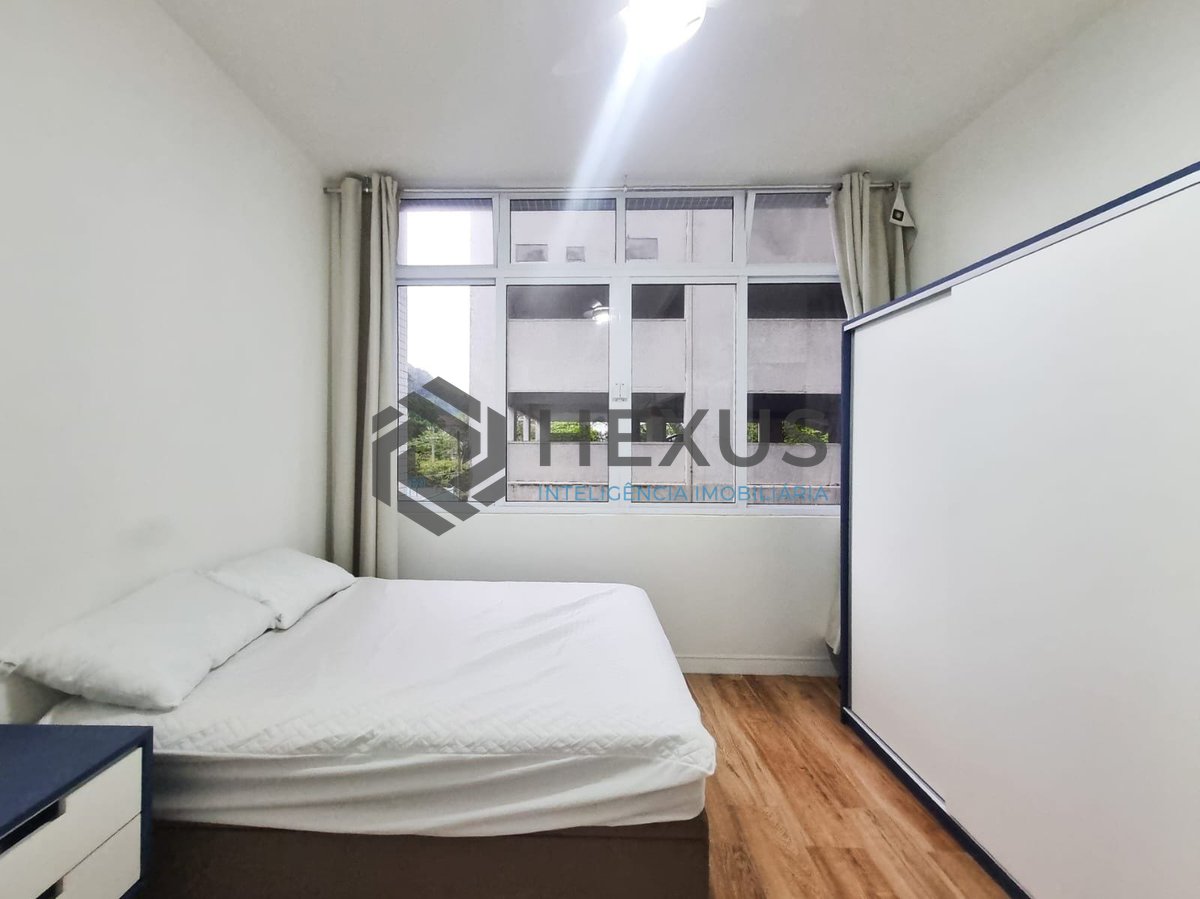 Foto 10 de Apartamento reformado e mobiliado a uma quadra da Praia das Pitangueiras, Guaruja