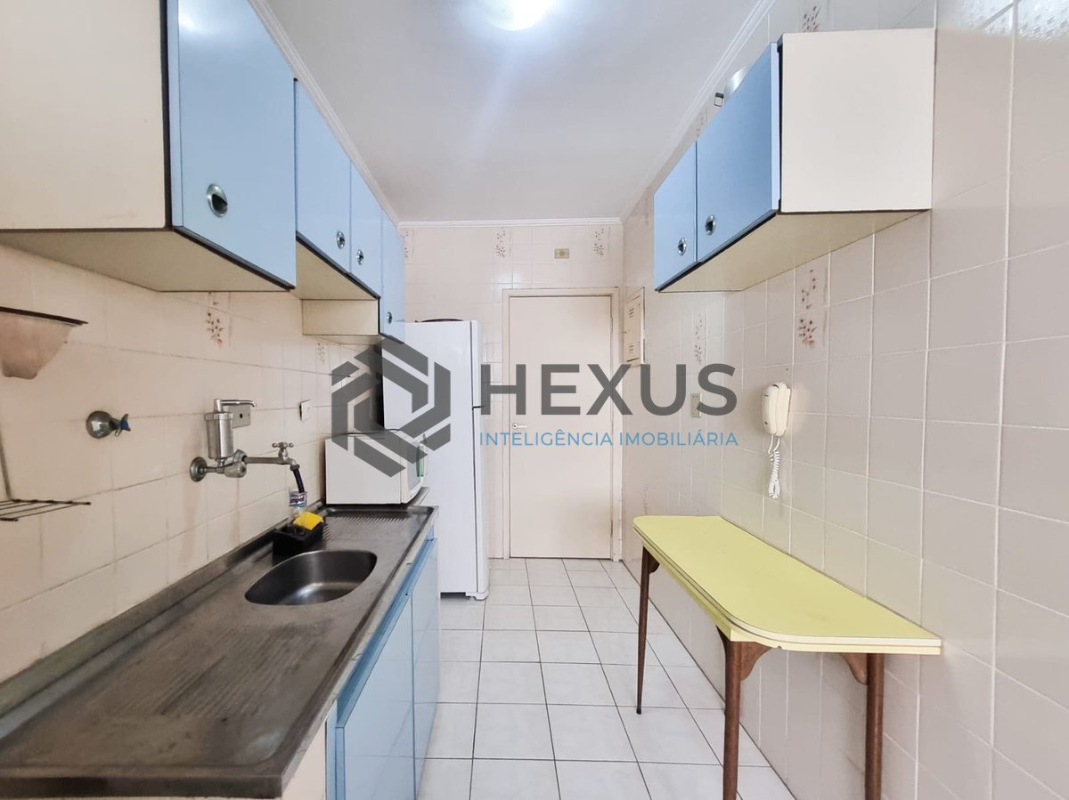 Foto 15 de Apartamento com despesas baixas a duas quadras da Praia das Pitangueiras, Guaruja