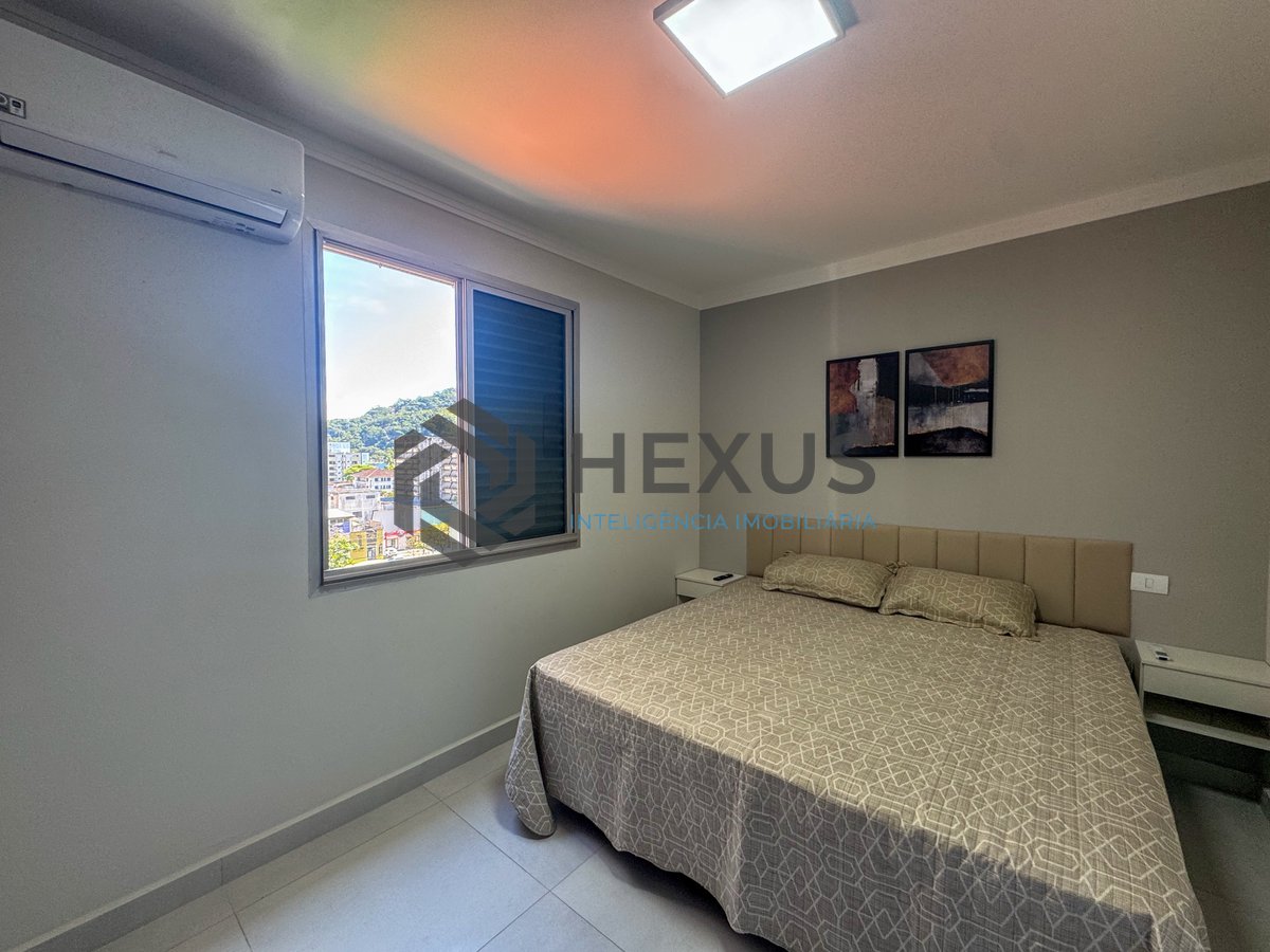 Foto 24 de Apartamento reformado com varanda gourmet na quadra-mar da Praia das Pitangueiras, Guaruja