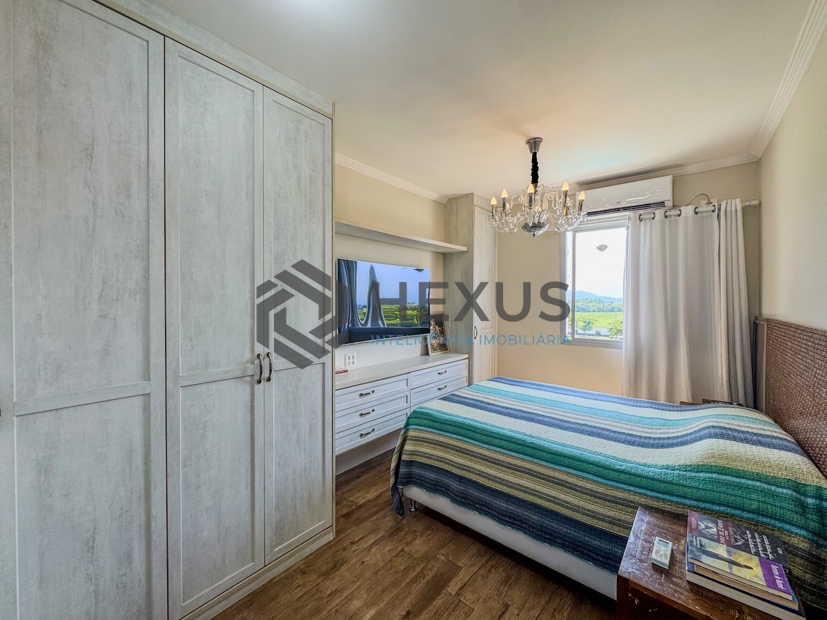 Foto 18 de Apartamento com varanda e lazer na Praia das Asturias, Guaruja