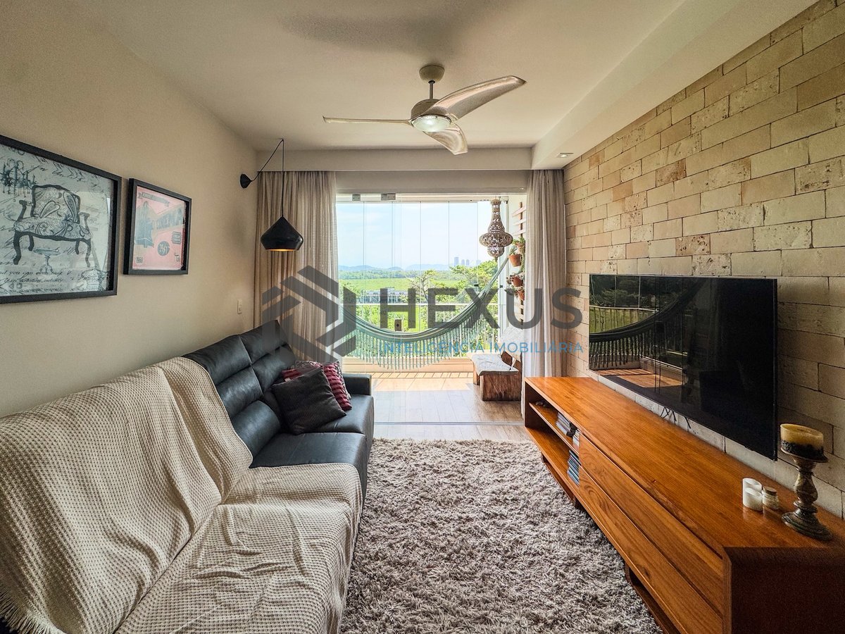 Foto 3 de Apartamento com varanda e lazer na Praia das Asturias, Guaruja