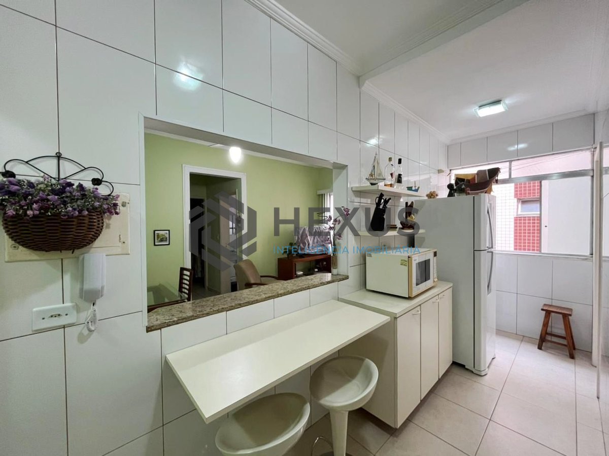 Foto 20 de Apartamento mobiliado na Praia das Asturias, Guaruja