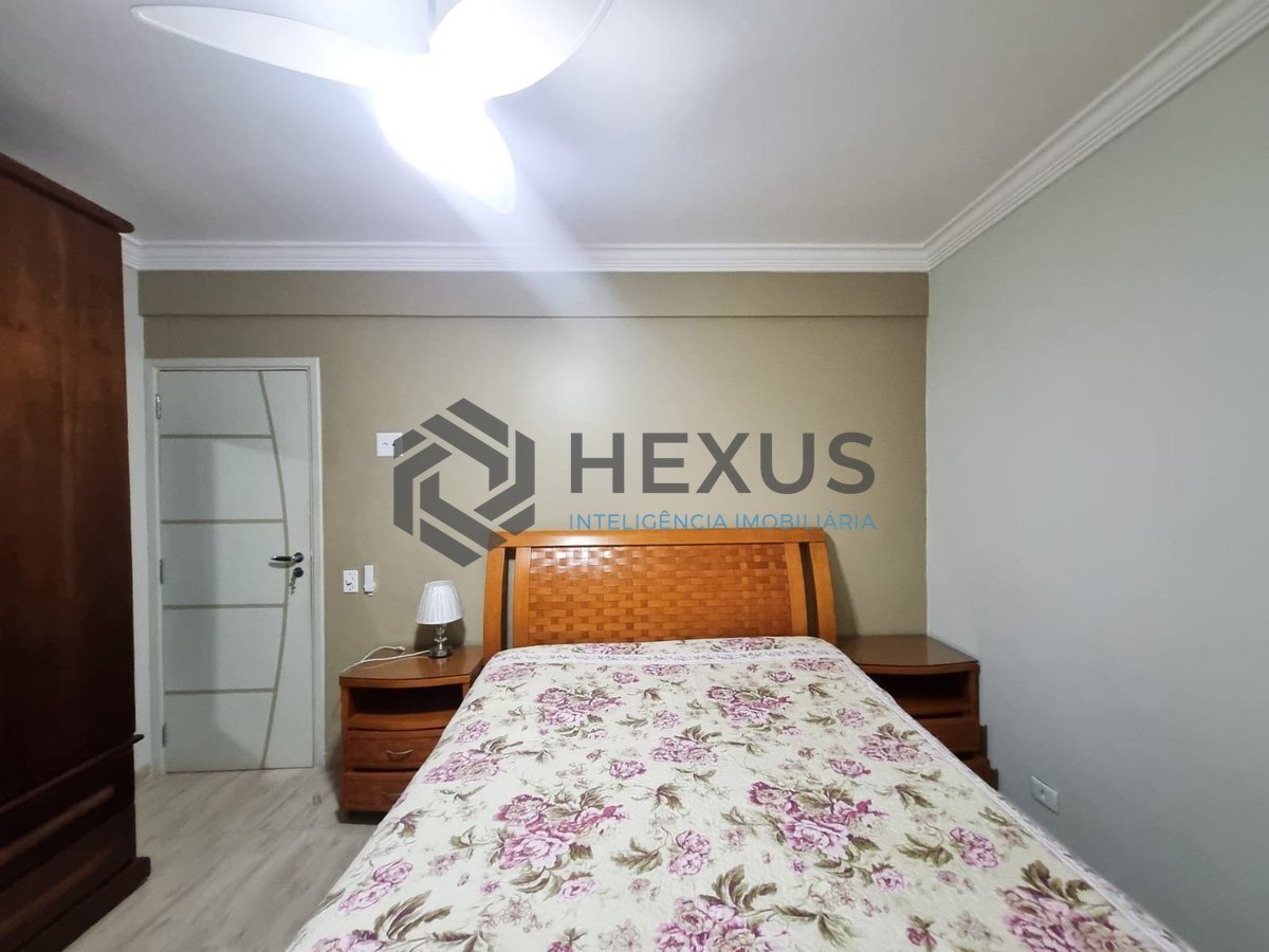 Foto 11 de Apartamento reformado e mobiliado a uma quadra da Praia das Pitangueiras, Guaruja