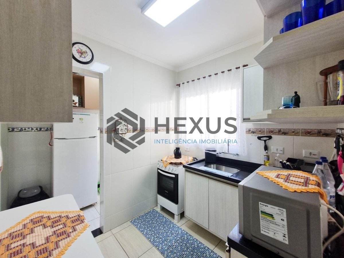 Foto 16 de Apartamento reformado e mobiliado a uma quadra da Praia das Pitangueiras, Guaruja