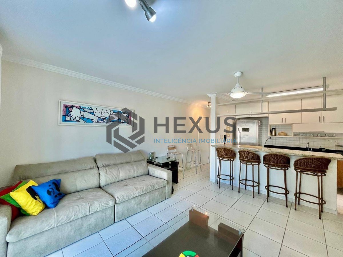 Foto 16 de Apartamento com varanda, vista mar e lazer na quadra mar da Praia das Pitangueiras, Guaruja