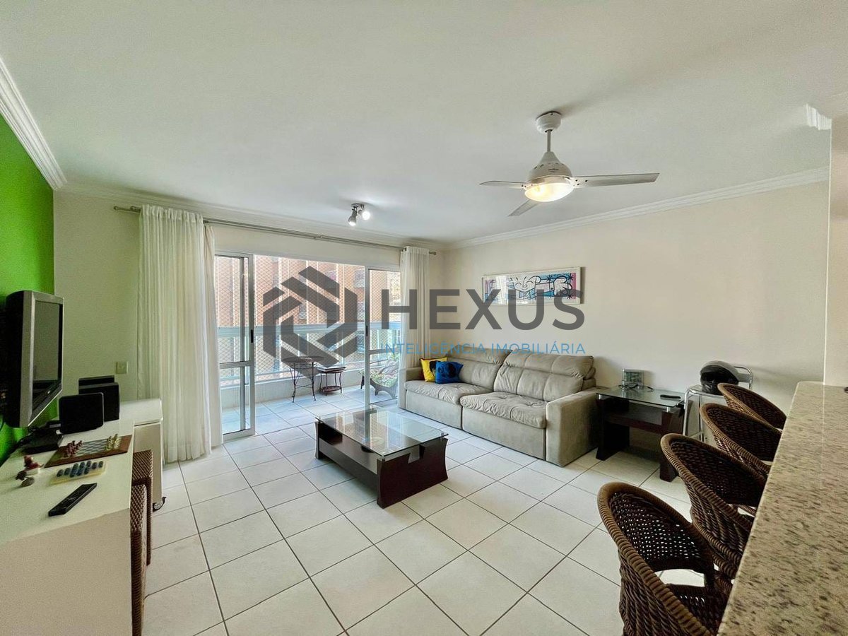 Foto 9 de Apartamento com varanda, vista mar e lazer na quadra mar da Praia das Pitangueiras, Guaruja