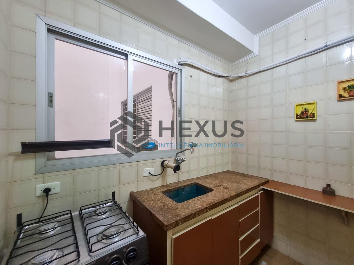 Foto 12 de Apartamento mobiliado e reformado a uma quadra da Praia das Pitangueiras, Guaruja