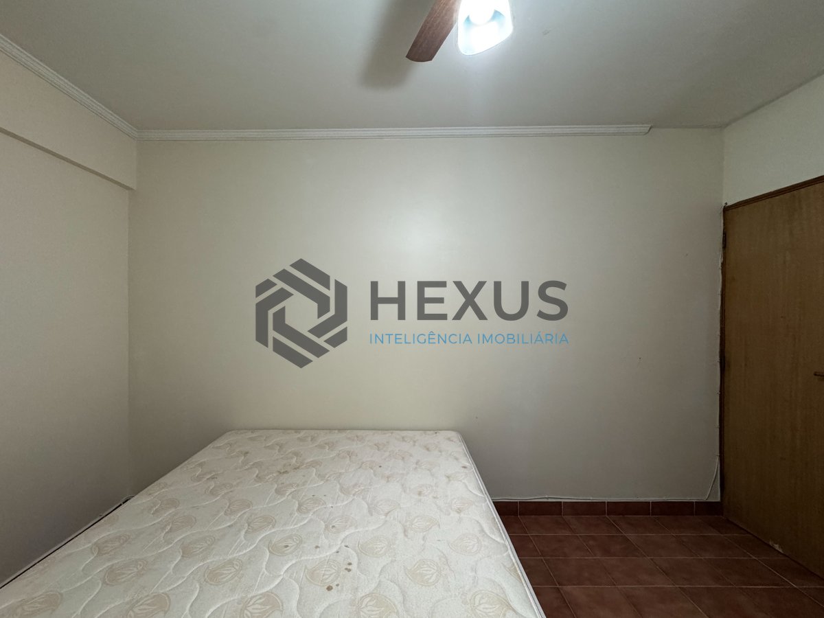Foto 9 de Apartamento mobiliado com despesas baixas a duas quadras da Praia das Pitangueiras, Guaruja