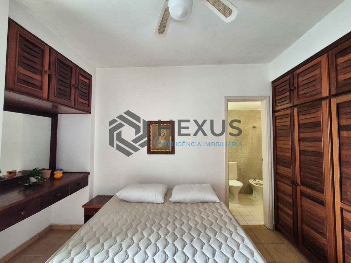 Foto 13 de Apartamento com varanda e lazer na Praia das Pitangueiras, Guaruja