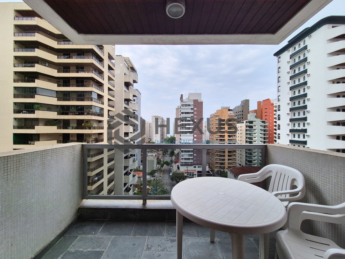 Foto 5 de Apartamento com varanda e lazer na Praia das Pitangueiras, Guaruja