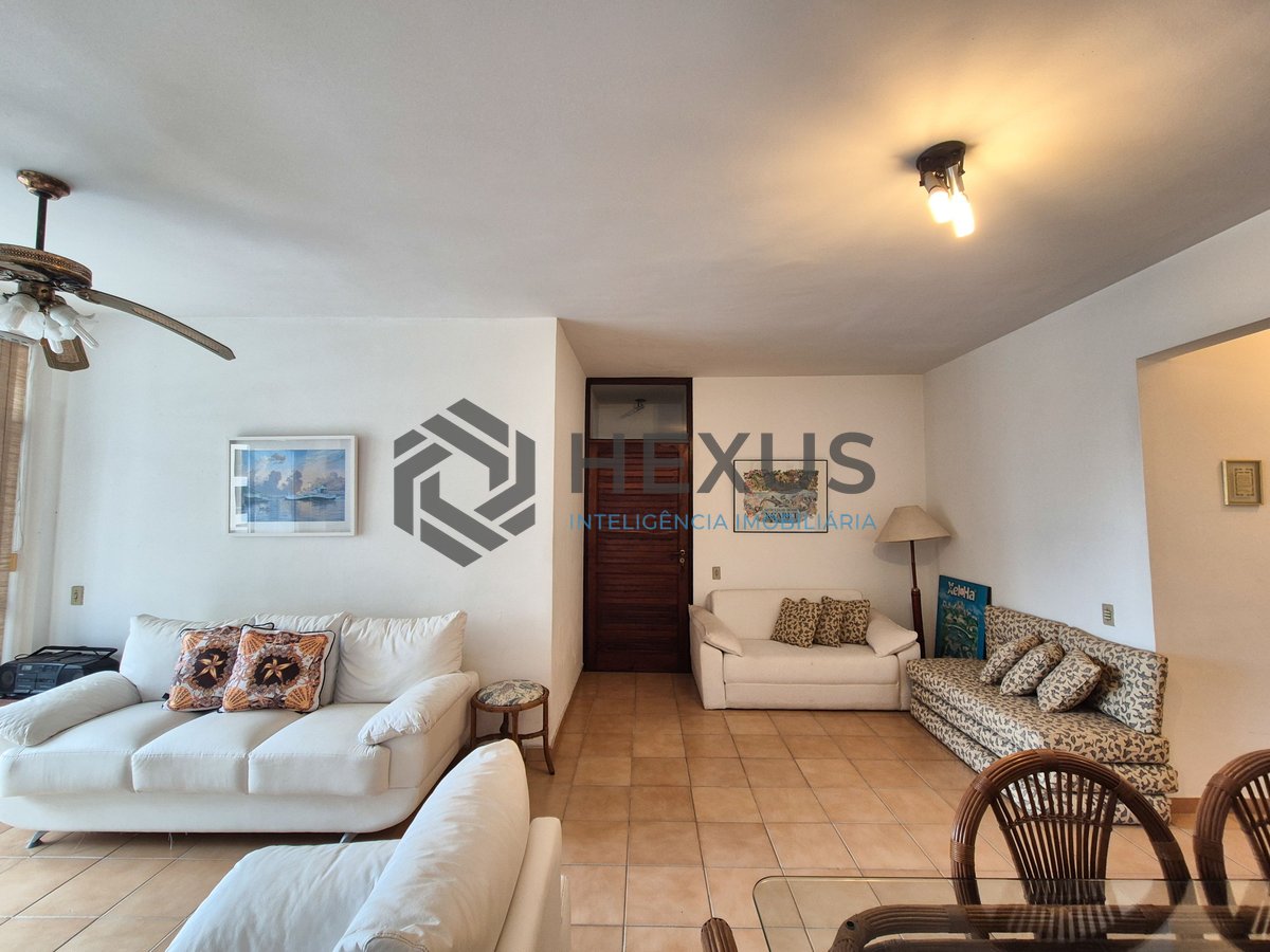 Foto 6 de Apartamento com varanda e lazer na Praia das Pitangueiras, Guaruja