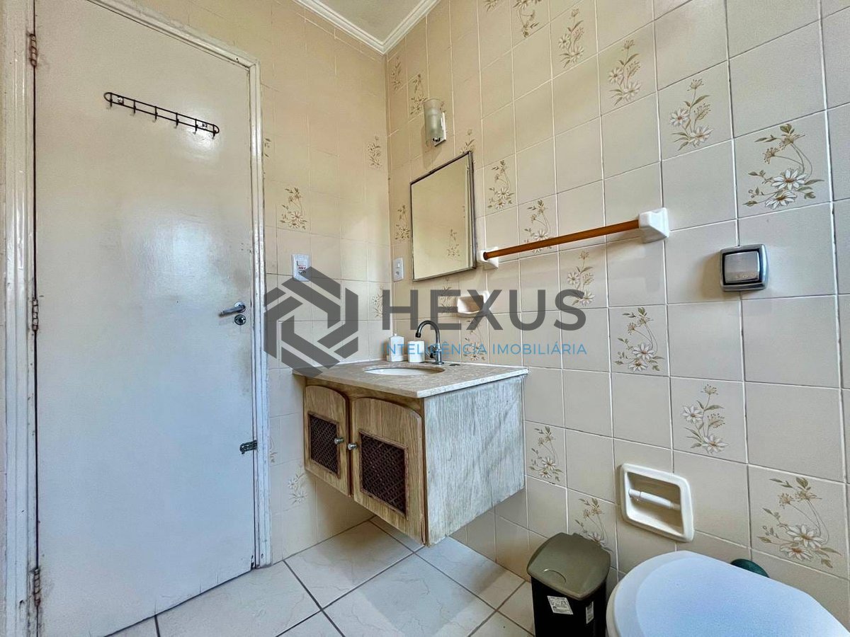 Foto 8 de Apartamento a uma quadra da Praia das Asturias, Guaruja
