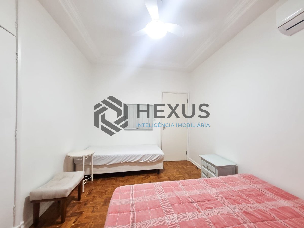 Foto 12 de Apartamento reformado na quadra mar da Praia das Pitangueiras, Guaruja