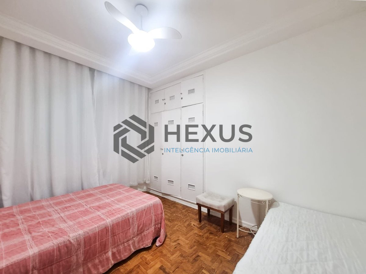 Foto 9 de Apartamento reformado na quadra mar da Praia das Pitangueiras, Guaruja