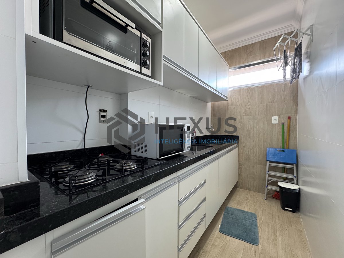 Foto 16 de Apartamento reformado e mobiliado a uma quadra da Praia das Pitangueiras, Guaruja